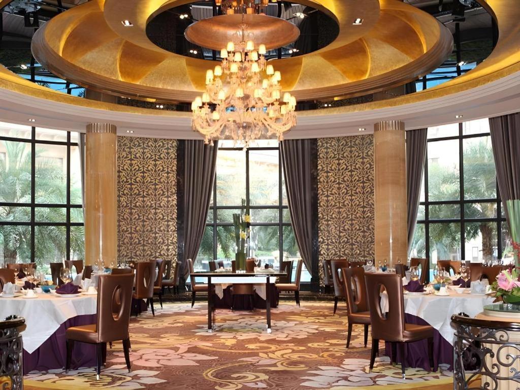 Chateau Starriver Guangzhou Peninsula Exterior foto