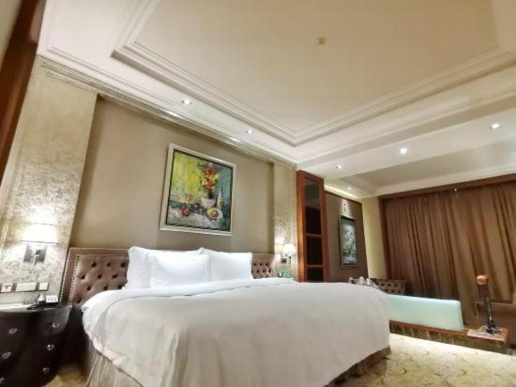 Chateau Starriver Guangzhou Peninsula Exterior foto