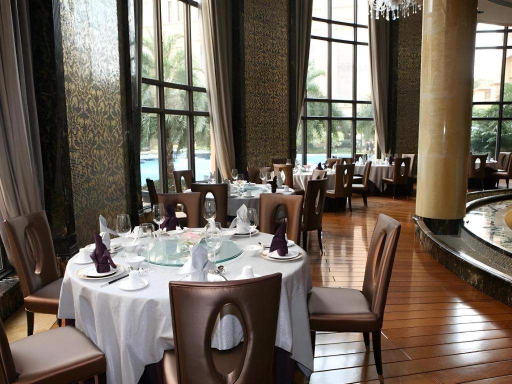 Chateau Starriver Guangzhou Peninsula Exterior foto